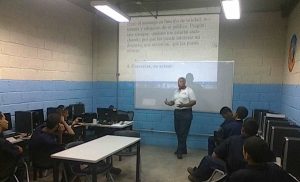 WhatsApp Image 2019 05 27 at 6 47 21 AM 2 1 300x182 - Banplus apadrinó en Aragua a alumnos de Superatec