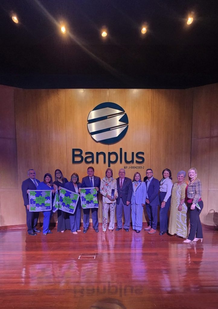 ¡Orgullo que nos une! Banplus es el 4.º mejor lugar para trabajar en Venezuela FOTO BANPLUS GPTW 2026 722x1024 - ¡Orgullo que nos une! Banplus es el 4.º mejor lugar para trabajar en Venezuela